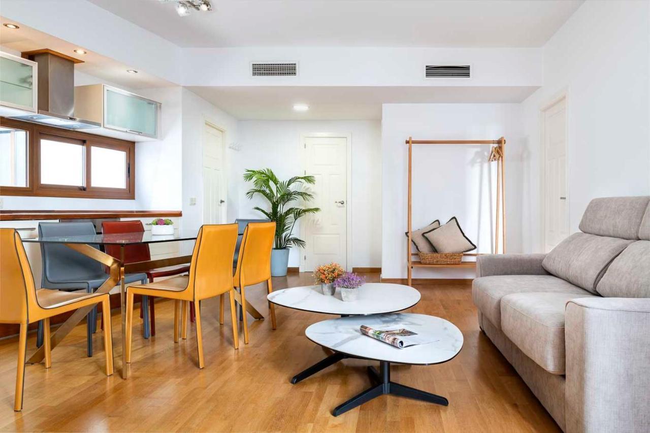 San Diego Suite Apartment Seville Exterior photo